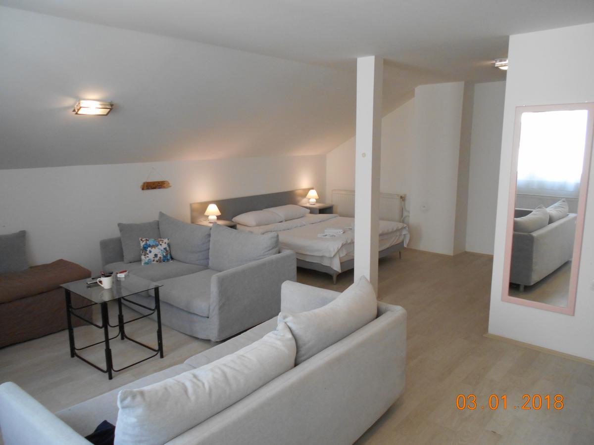Atocha Apartman Szkopje Kültér fotó